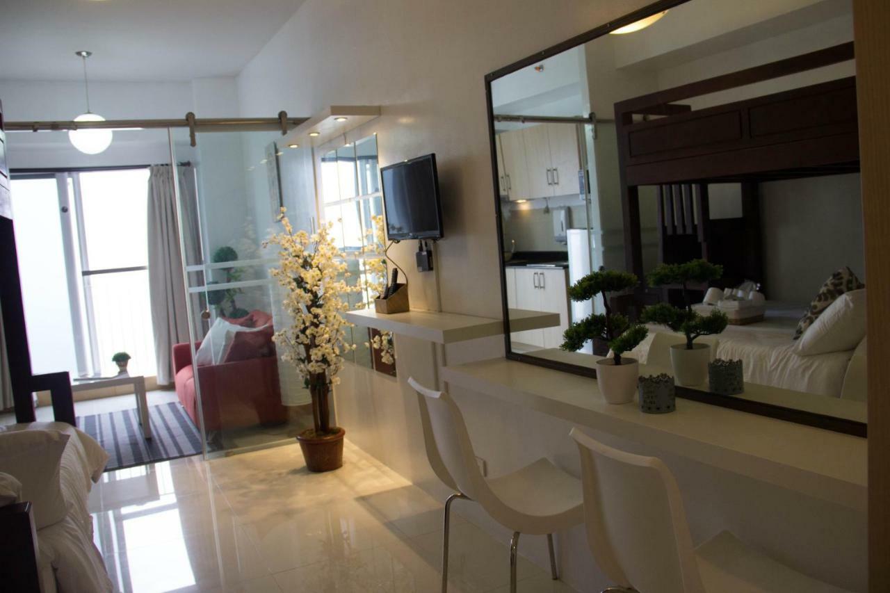 Smdc Wind Residences Tagaytay With Balcony 19Th Floor Tagaytay City Exterior foto